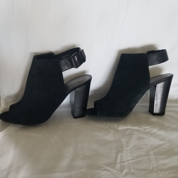 TAHARI Margaret Black Suede PeepToe Sandals Slingback Heels Women’s Size 7 M - Picture 8 of 11